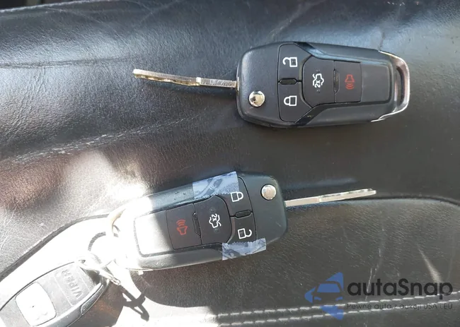 3FA6P0HR8DR130533: 43390271