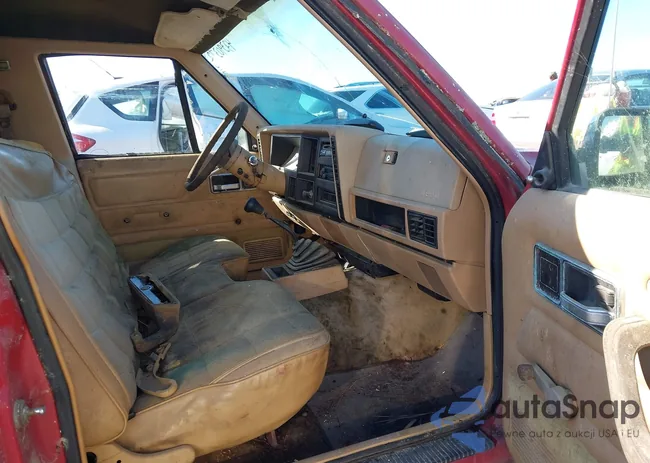 1JTMW64P4JT256005: 43390372