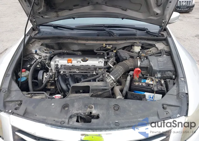 1HGCP2F33BA096825: 43390398