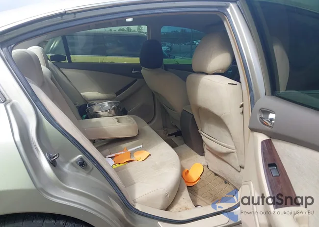 1N4AL2AP3AN440307: 43390409