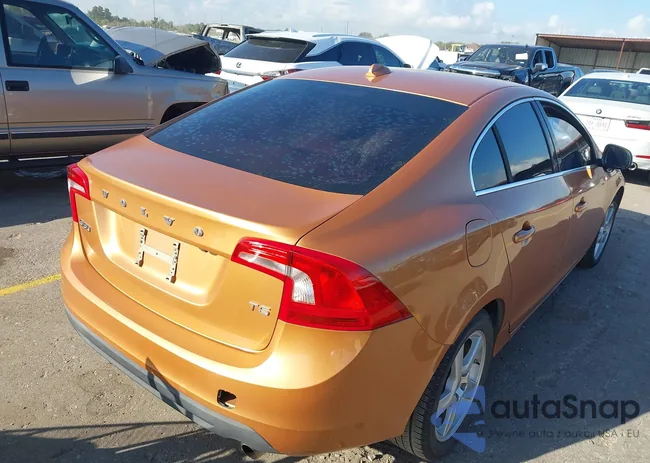 YV1622FS3C2054968: 43390411