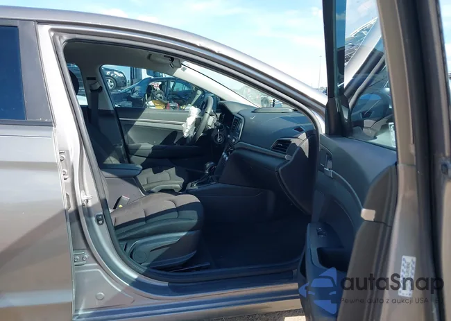 KMHD74LFXLU919842: 43390575