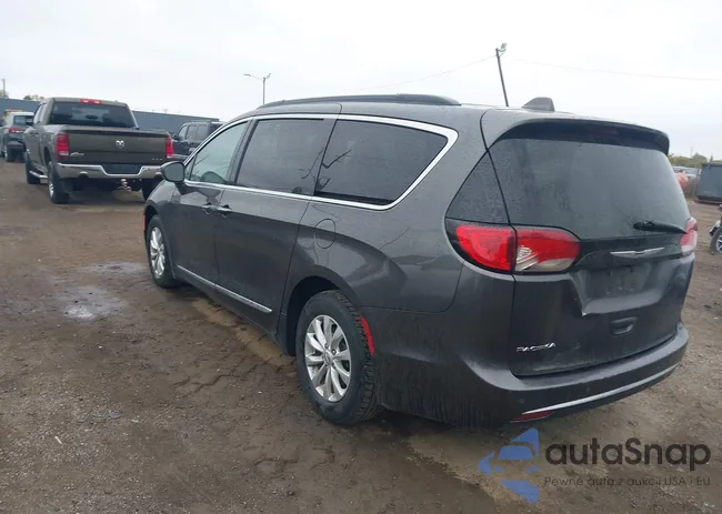 2C4RC1BG3HR691959: 43390584