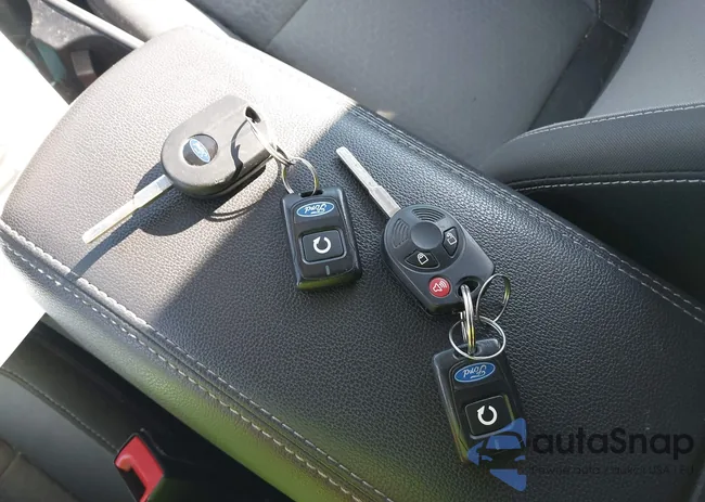 1FMCU9GD6JUA08026: 43391885