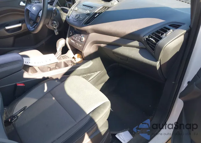 1FMCU9GD6JUA08026: 43391885