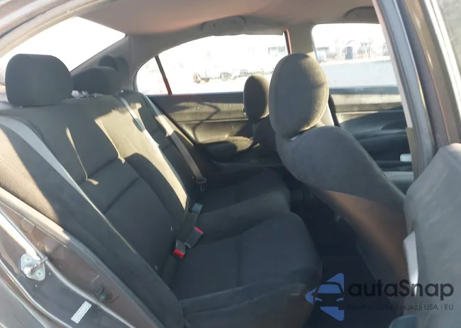 2HGFA1F64AH518460: 43391935