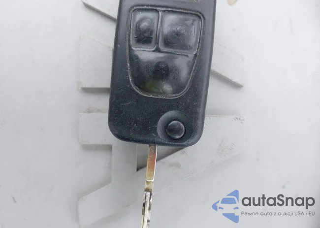 WDBFA68F7YF193189: 43392043