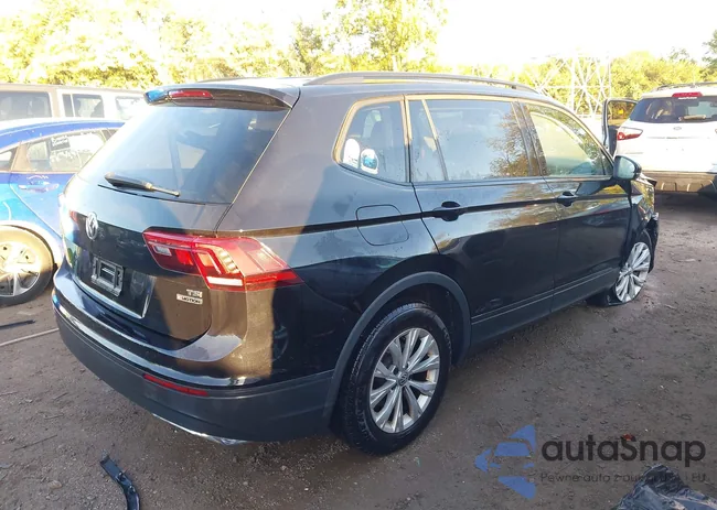 3VV0B7AX4JM107180: 43392128