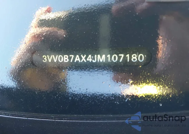 3VV0B7AX4JM107180: 43392128