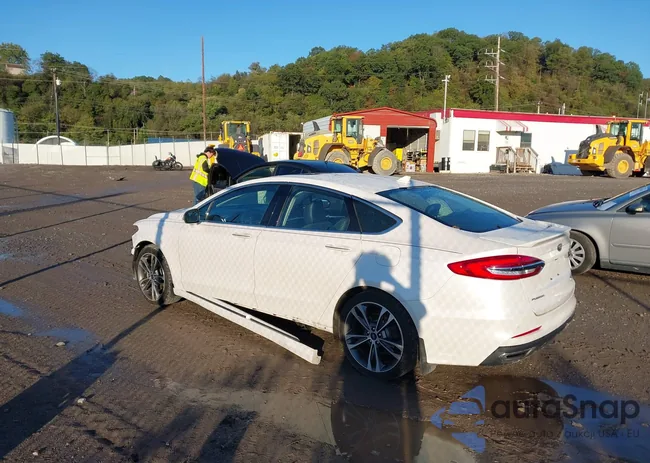 3FA6P0K93LR123819: 43392159