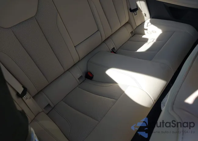 WBA73AP07NCH76746: 43392169