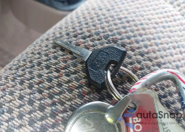 1B7HF13Y6XJ584918: 43391240