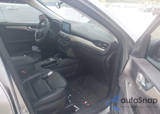 1FMCU0H66MUA04851: 43392641