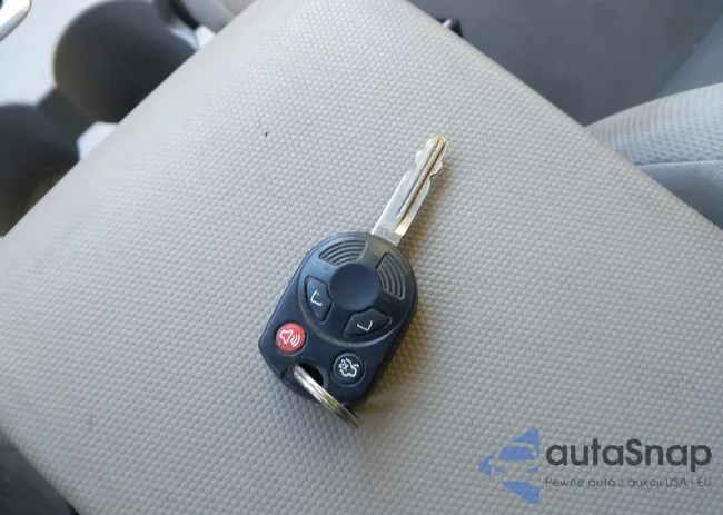 1FMCU93158KC04119: 43392730