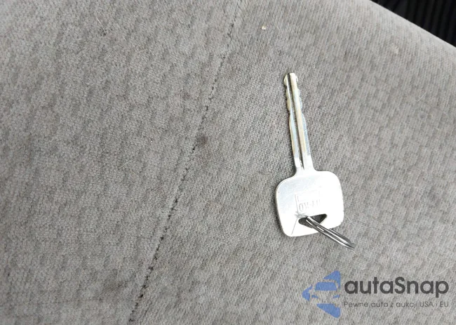 2T1BR32E33C004241: 43392775