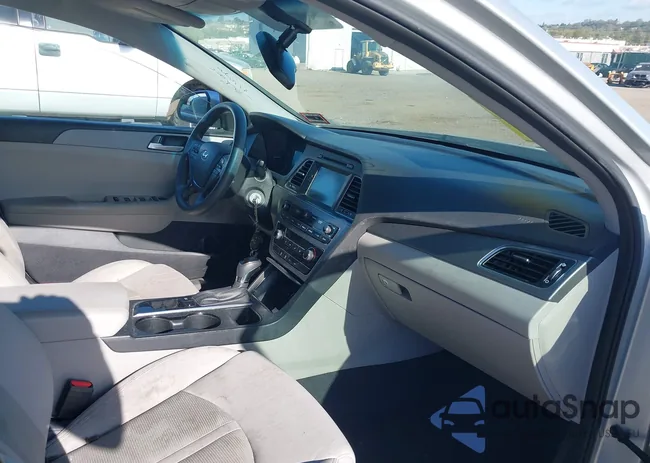 5NPE24AF6HH480988: 43392884