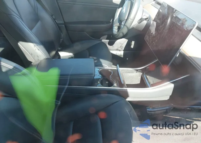 5YJ3E1EA7KF306476: 43392961