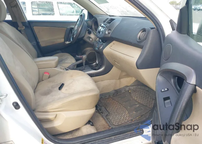 2T3BF4DV1BW125687: 43392998