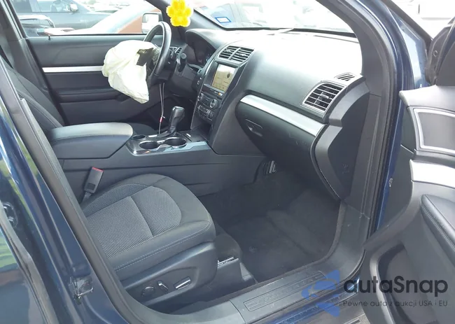 1FM5K7D8XHGD39713: 43393103