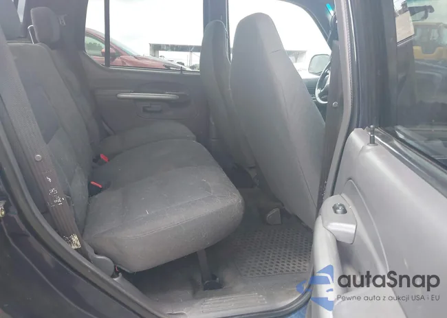 1FMZU67E82UD38060: 43393125