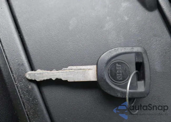 JM1BL1U85D1701820: 43393172