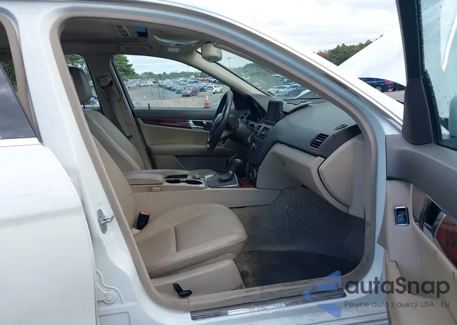 WDDGF8BB3AR125040: 43392392