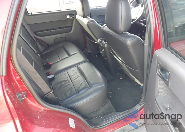 1FMCU9EG6BKA28044: 43392543