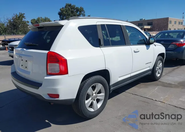 1C4NJDBB1CD662269: 43392580