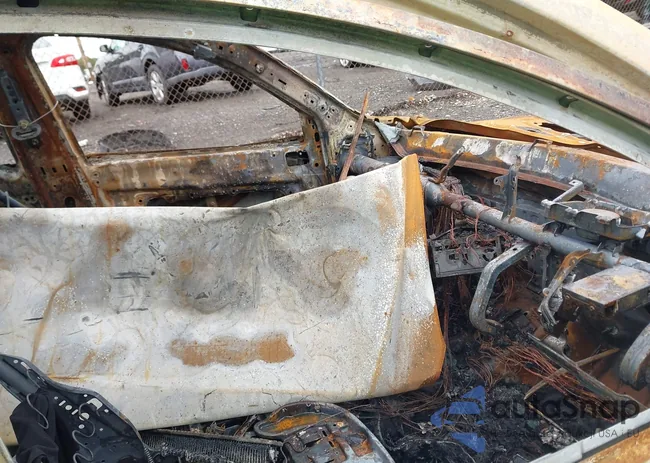 JM3KE4DY5E0366178: 43392606