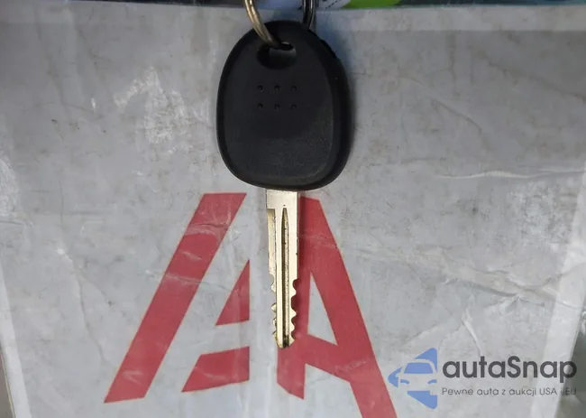 KNAFX4A65F5385175: 43393715