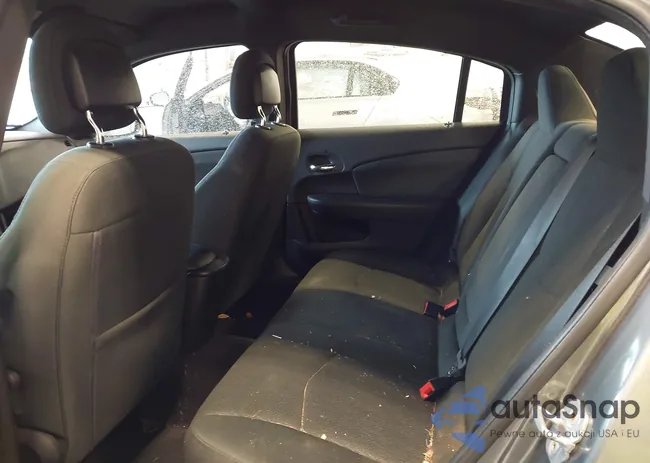 1C3BC1FB5BN611389: 43393736