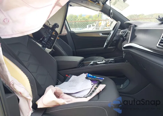 1V2KE2CA1SC225232: 43394040