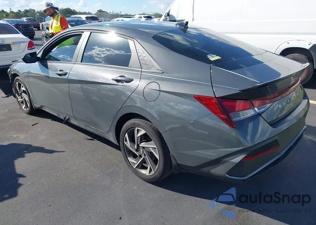 KMHLM4DG3SU863818: 43394195