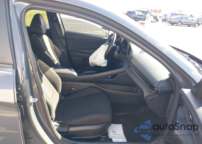 KMHLM4DG3SU863818: 43394195