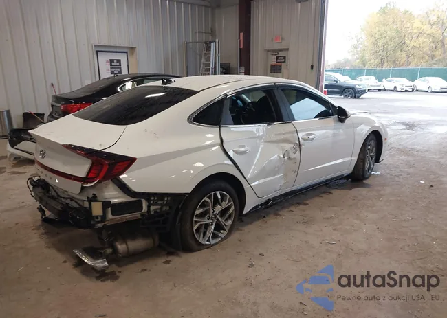 5NPEL4JA4MH100381: 43393328