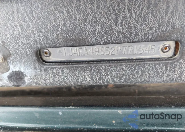 1J4FA49S52P771545: 43393433