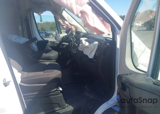 3C6TRVAG2JE151143: 43393616