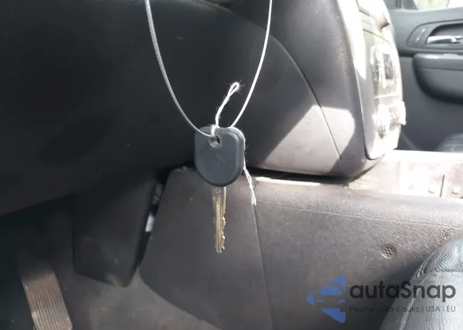 1GNSCBE05BR143018: 43394741