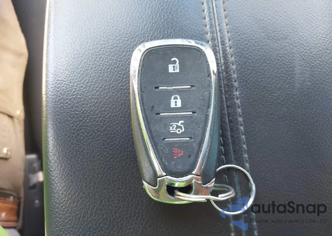 1G1ZE5ST3GF200500: 43394859