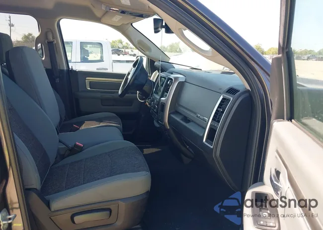 1C6RR7GT8JS312232: 43395109