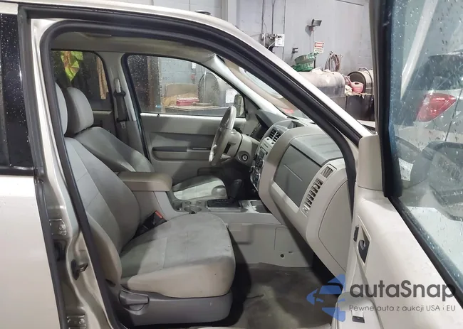 1FMCU0D79AKD41391: 43395148