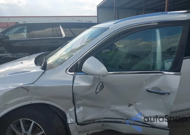 5GAKRBKD8GJ131807: 43395750