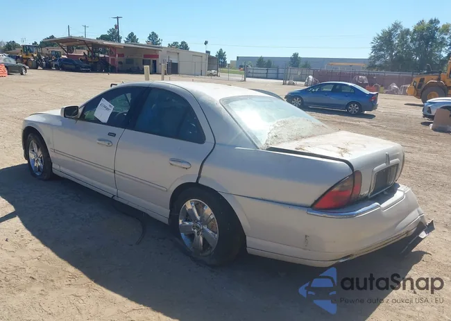 1LNFM87A16Y640137: 43395897