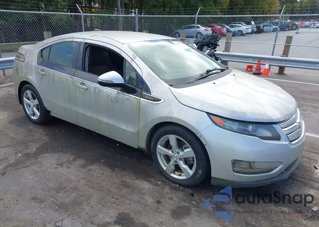 1G1RB6E44EU166837: 43395933