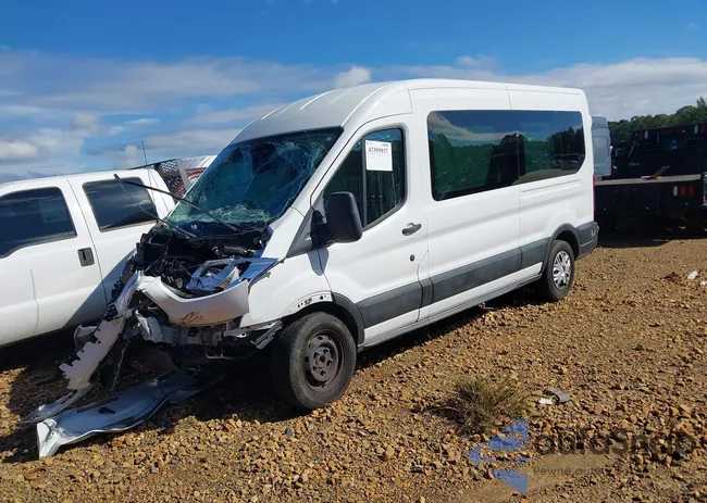 1FDAX2CM5KKA76312: 43395937