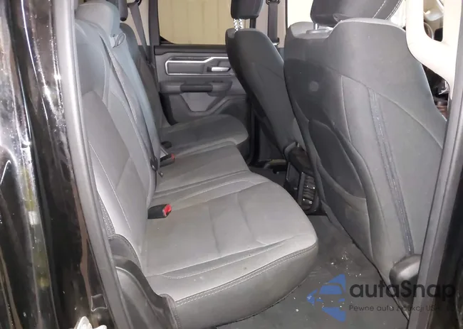 1C6SRFBT5LN145803: 43396062