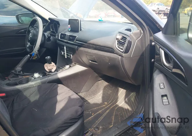 3MZBM1V77FM229366: 43395351