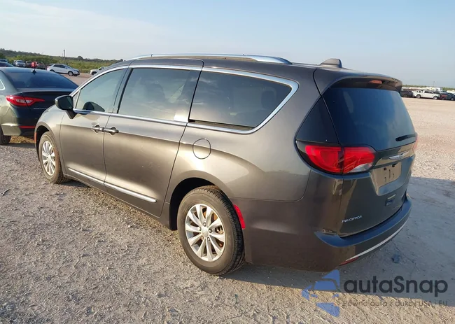 2C4RC1BG0JR149157: 43395375