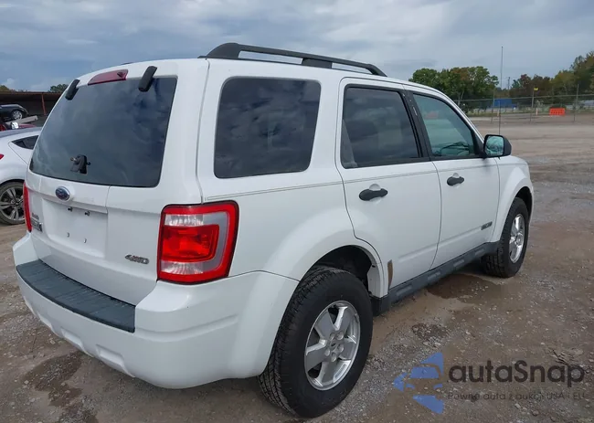 1FMCU93Z18KA10032: 43395410