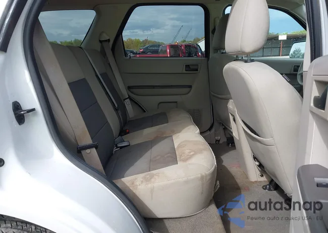 1FMCU93Z18KA10032: 43395410